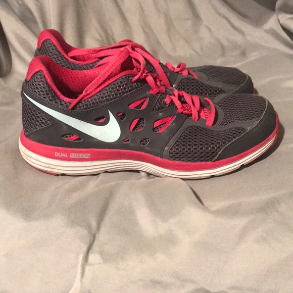 Running Shoes - Picture 2 of 2